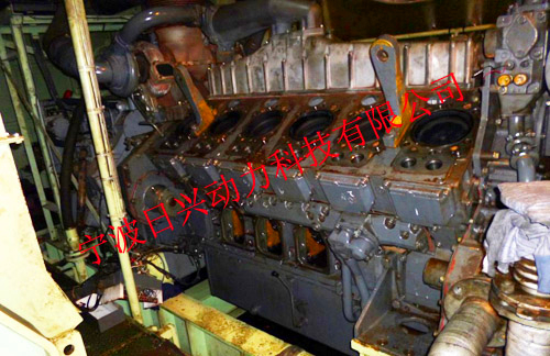 三菱S12柴油發動機燃油系統的拆卸、檢測