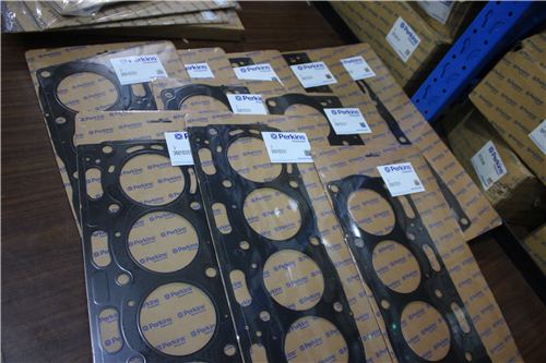 威爾遜信柴油發電機組配件1830346 C95汽缸蓋、汽缸墊、氣門、導管、座圈