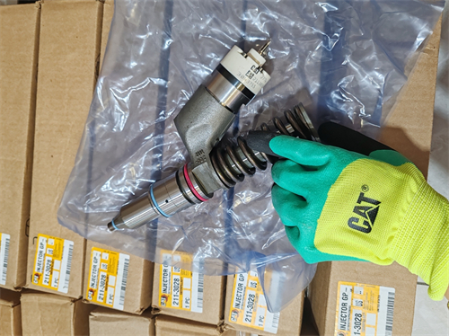 更換卡特彼勒c15柴油機(jī)噴油器的步驟和注意事項